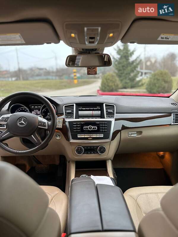 Внедорожник / Кроссовер Mercedes-Benz GL-Class 2012 в Каменец-Подольском