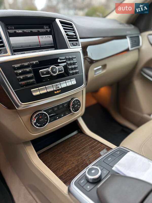Внедорожник / Кроссовер Mercedes-Benz GL-Class 2012 в Каменец-Подольском