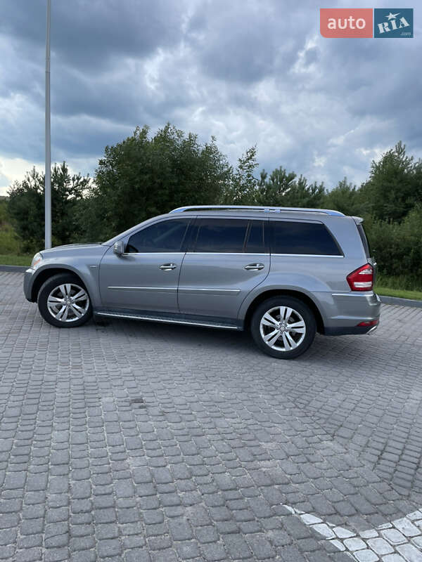 Внедорожник / Кроссовер Mercedes-Benz GL-Class 2011 в Бобрке