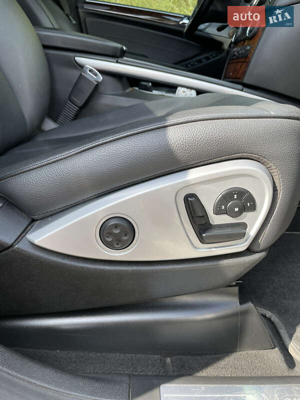 Внедорожник / Кроссовер Mercedes-Benz GL-Class 2011 в Бобрке
