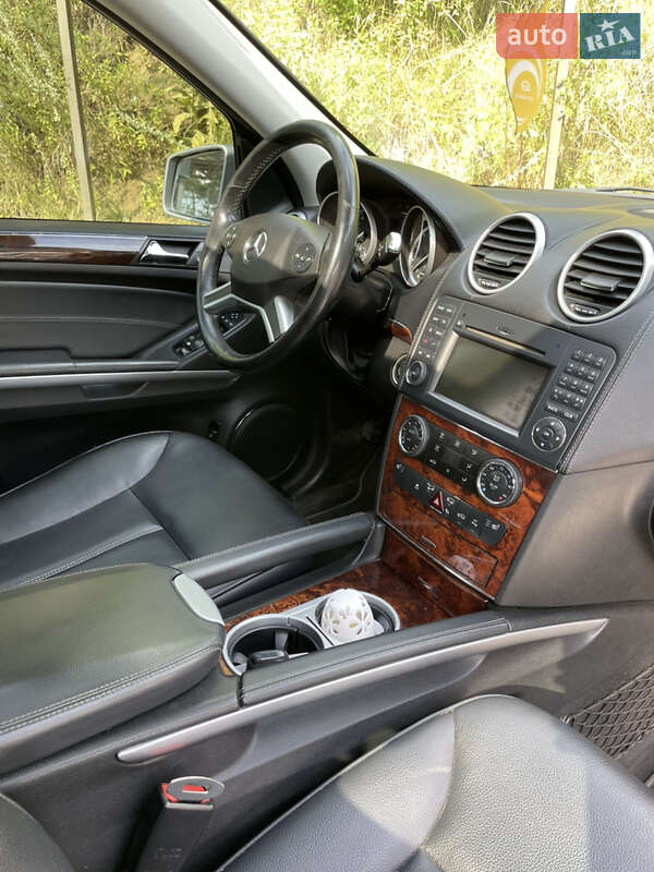 Внедорожник / Кроссовер Mercedes-Benz GL-Class 2011 в Бобрке