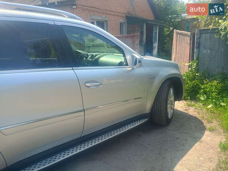 Внедорожник / Кроссовер Mercedes-Benz GL-Class 2010 в Чернухах