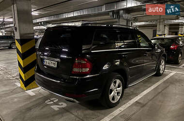 Внедорожник / Кроссовер Mercedes-Benz GL-Class 2010 в 