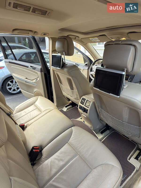 Позашляховик / Кросовер Mercedes-Benz GL-Class 2010 в Одесі