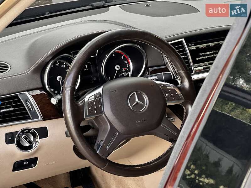 Позашляховик / Кросовер Mercedes-Benz GL-Class 2014 в Луцьку