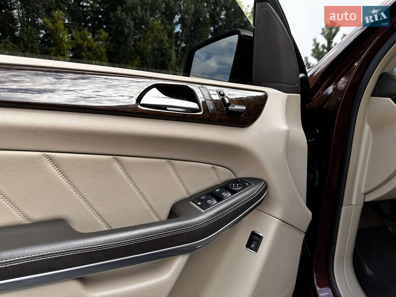 Позашляховик / Кросовер Mercedes-Benz GL-Class 2014 в Луцьку