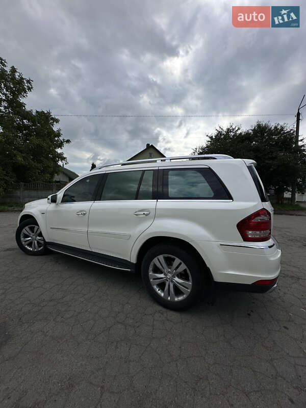 Позашляховик / Кросовер Mercedes-Benz GL-Class 2010 в Рівному