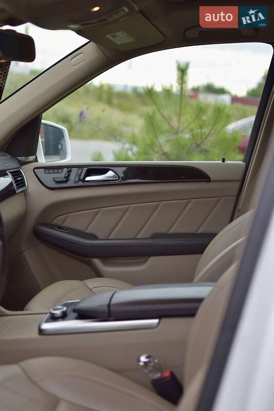 Внедорожник / Кроссовер Mercedes-Benz GL-Class 2016 в Хмельницком фото 5 Внедорожник / Кроссовер Mercedes-Benz GL-Class 2016 в Хмельницком