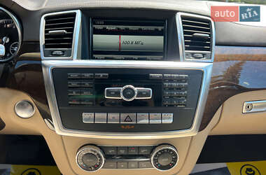 Позашляховик / Кросовер Mercedes-Benz GL-Class 2014 в 