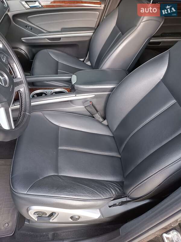 Внедорожник / Кроссовер Mercedes-Benz GL-Class 2011 в Черновцах