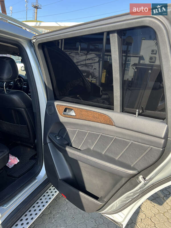 Внедорожник / Кроссовер Mercedes-Benz GL-Class 2014 в Черновцах