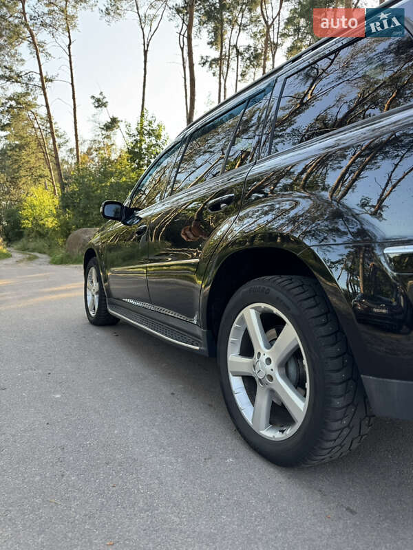 Внедорожник / Кроссовер Mercedes-Benz GL-Class 2006 в Житомире