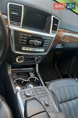 Внедорожник / Кроссовер Mercedes-Benz GL-Class 2012 в 