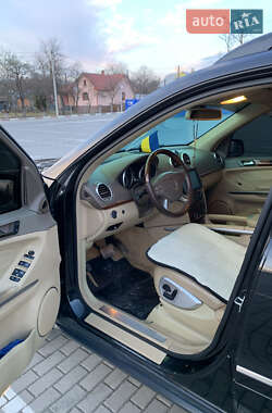 Внедорожник / Кроссовер Mercedes-Benz GL-Class 2006 в 