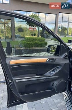 Внедорожник / Кроссовер Mercedes-Benz GL-Class 2010 в 