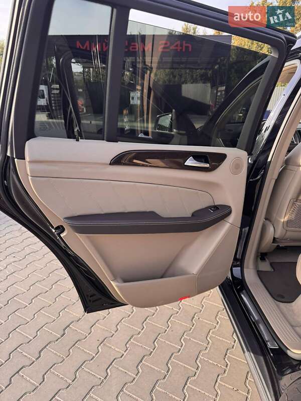 Позашляховик / Кросовер Mercedes-Benz GL-Class 2015 в Луцьку