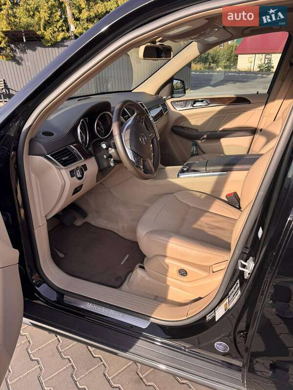 Позашляховик / Кросовер Mercedes-Benz GL-Class 2015 в Луцьку