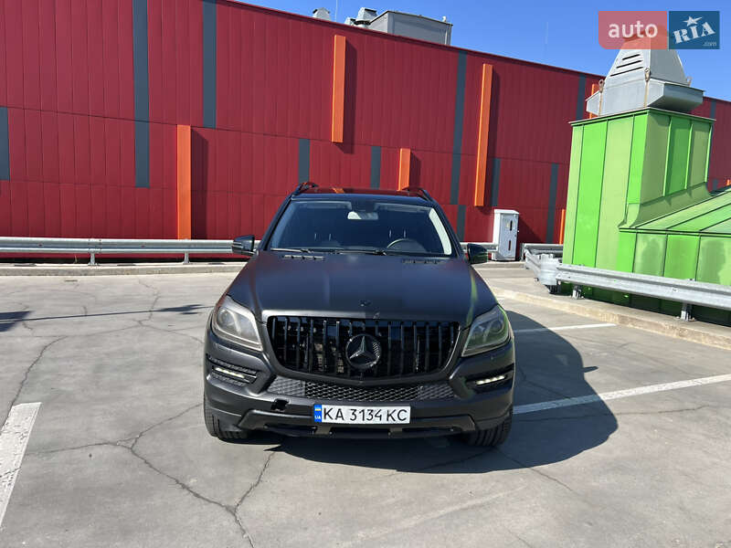 Внедорожник / Кроссовер Mercedes-Benz GL-Class 2015 в Киеве фото 2 Внедорожник / Кроссовер Mercedes-Benz GL-Class 2015 в Киеве