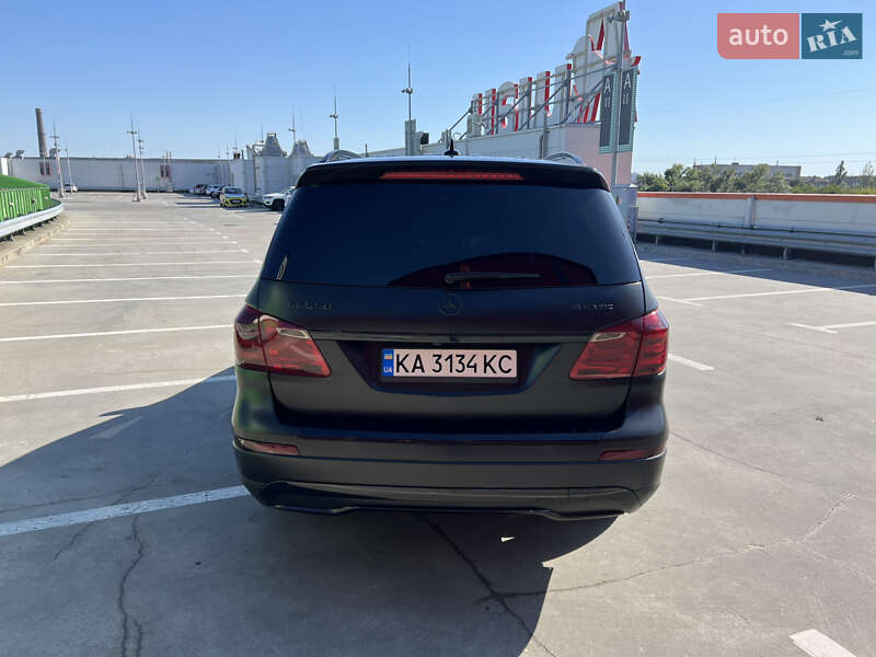 Внедорожник / Кроссовер Mercedes-Benz GL-Class 2015 в Киеве фото 7 Внедорожник / Кроссовер Mercedes-Benz GL-Class 2015 в Киеве