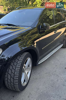 Внедорожник / Кроссовер Mercedes-Benz GL-Class 2011 в 