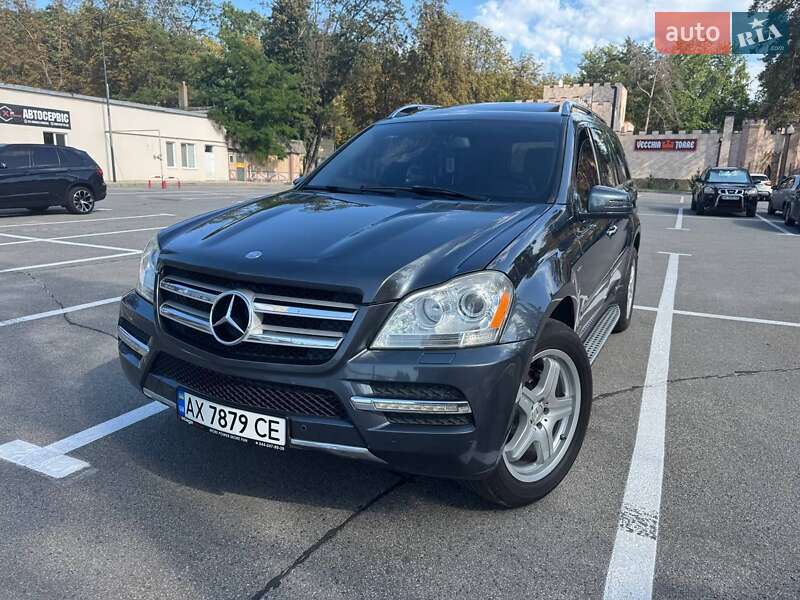 Внедорожник / Кроссовер Mercedes-Benz GL-Class 2010 в 