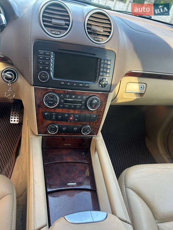 Внедорожник / Кроссовер Mercedes-Benz GL-Class 2007 в Заставной