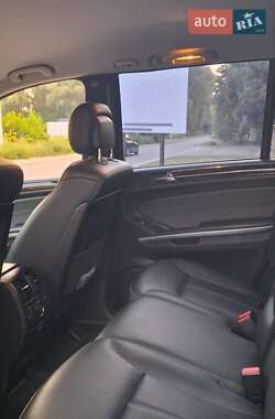 Позашляховик / Кросовер Mercedes-Benz GL-Class 2011 в 