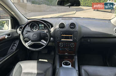 Внедорожник / Кроссовер Mercedes-Benz GL-Class 2010 в 