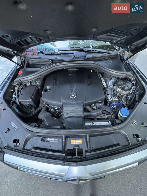 Внедорожник / Кроссовер Mercedes-Benz GL-Class 2014 в Чернигове фото 39 Внедорожник / Кроссовер Mercedes-Benz GL-Class 2014 в Чернигове