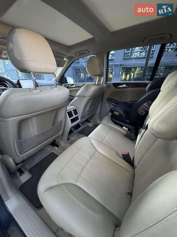 Внедорожник / Кроссовер Mercedes-Benz GL-Class 2014 в Чернигове фото 26 Внедорожник / Кроссовер Mercedes-Benz GL-Class 2014 в Чернигове