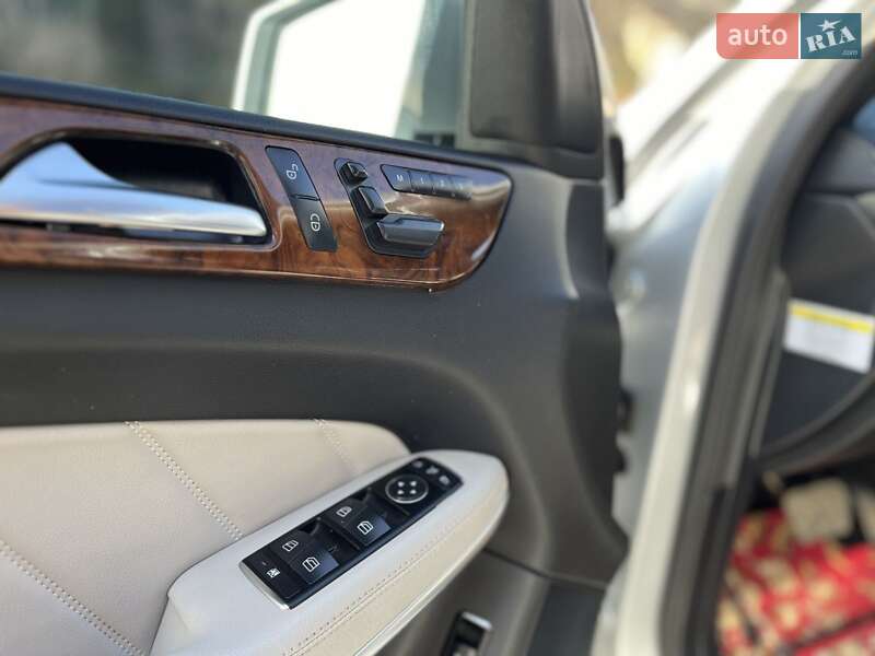 Внедорожник / Кроссовер Mercedes-Benz GL-Class 2012 в Хмельницком фото 11 Внедорожник / Кроссовер Mercedes-Benz GL-Class 2012 в Хмельницком