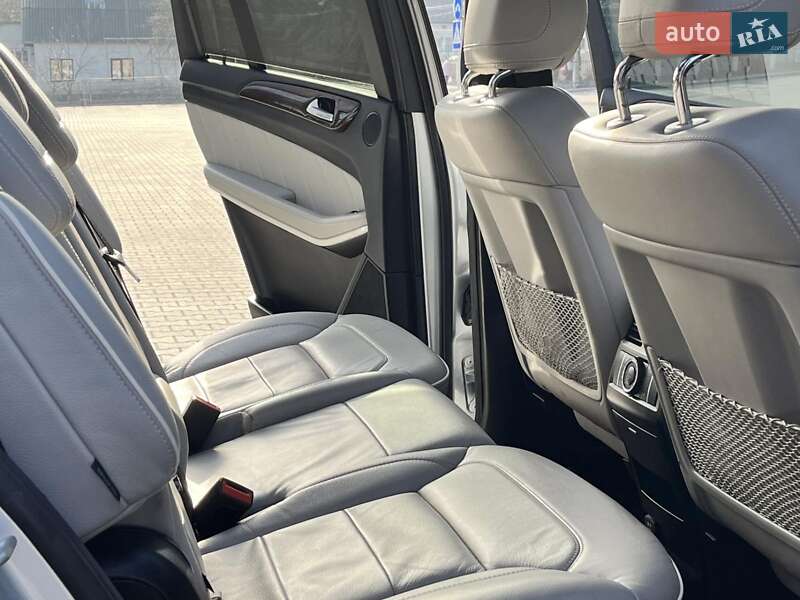 Внедорожник / Кроссовер Mercedes-Benz GL-Class 2012 в Хмельницком фото 5 Внедорожник / Кроссовер Mercedes-Benz GL-Class 2012 в Хмельницком
