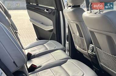 Позашляховик / Кросовер Mercedes-Benz GL-Class 2012 в 