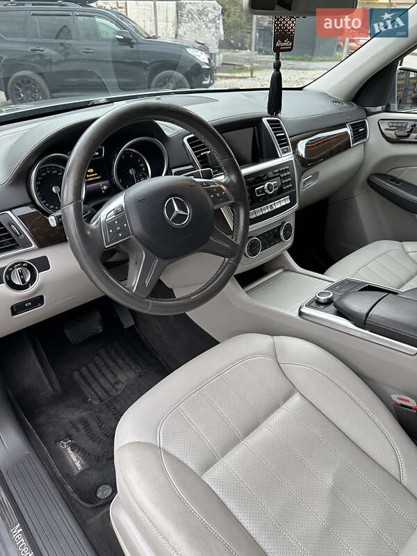 Внедорожник / Кроссовер Mercedes-Benz GL-Class 2015 в Ивано-Франковске