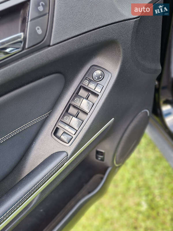 Позашляховик / Кросовер Mercedes-Benz GL-Class 2011 в Ременеві