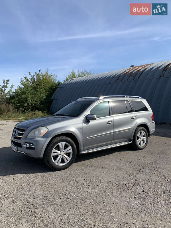 Внедорожник / Кроссовер Mercedes-Benz GL-Class 2010 в Тернополе фото 3 Внедорожник / Кроссовер Mercedes-Benz GL-Class 2010 в Тернополе