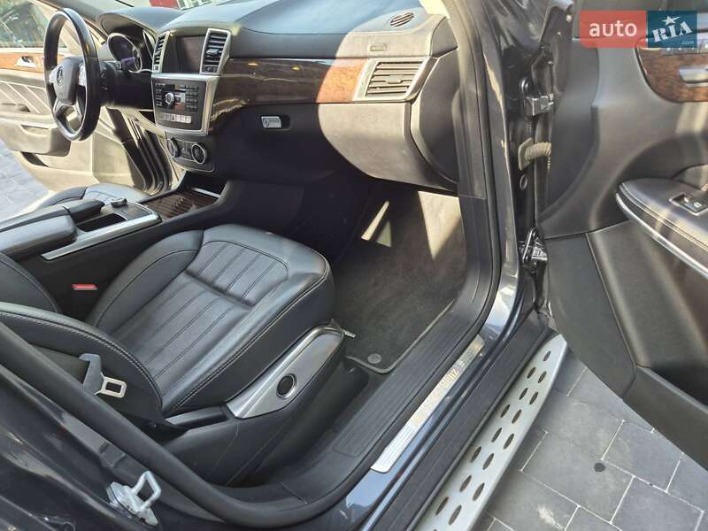Внедорожник / Кроссовер Mercedes-Benz GL-Class 2013 в Тернополе фото 19 Внедорожник / Кроссовер Mercedes-Benz GL-Class 2013 в Тернополе