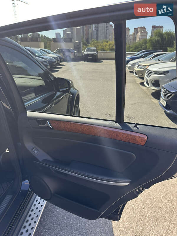 Внедорожник / Кроссовер Mercedes-Benz GL-Class 2008 в Киеве фото 17 Внедорожник / Кроссовер Mercedes-Benz GL-Class 2008 в Киеве