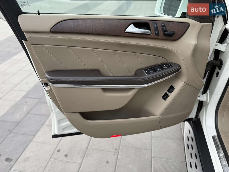 Внедорожник / Кроссовер Mercedes-Benz GL-Class 2013 в Киеве