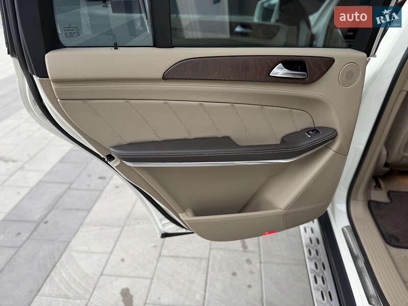 Внедорожник / Кроссовер Mercedes-Benz GL-Class 2013 в Киеве