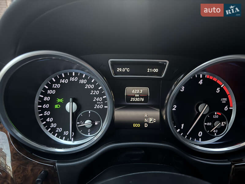 Позашляховик / Кросовер Mercedes-Benz GL-Class 2015 в Сумах фото 10 Позашляховик / Кросовер Mercedes-Benz GL-Class 2015 в Сумах