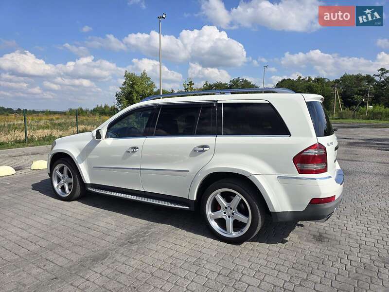 Позашляховик / Кросовер Mercedes-Benz GL-Class 2009 в Радивиліві