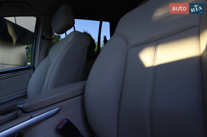 Позашляховик / Кросовер Mercedes-Benz GL-Class 2011 в Дрогобичі