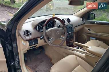 Внедорожник / Кроссовер Mercedes-Benz GL-Class 2011 в 