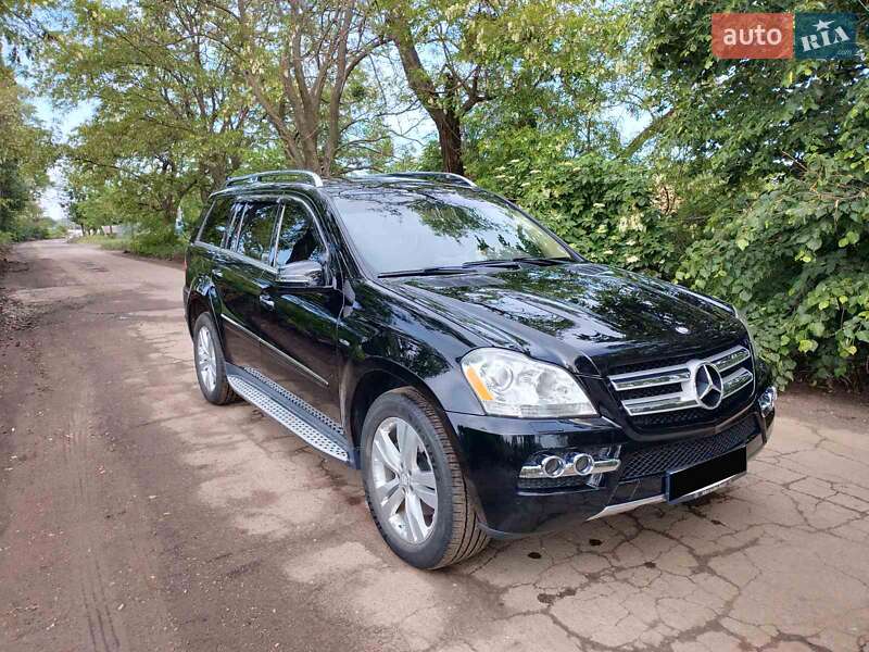 Внедорожник / Кроссовер Mercedes-Benz GL-Class 2011 в Полтаве фото 4 Внедорожник / Кроссовер Mercedes-Benz GL-Class 2011 в Полтаве