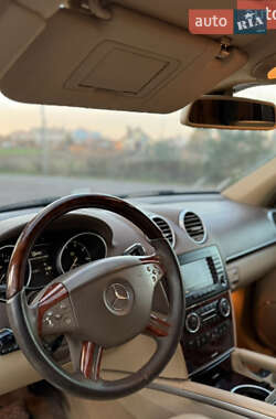 Позашляховик / Кросовер Mercedes-Benz GL-Class 2008 в 