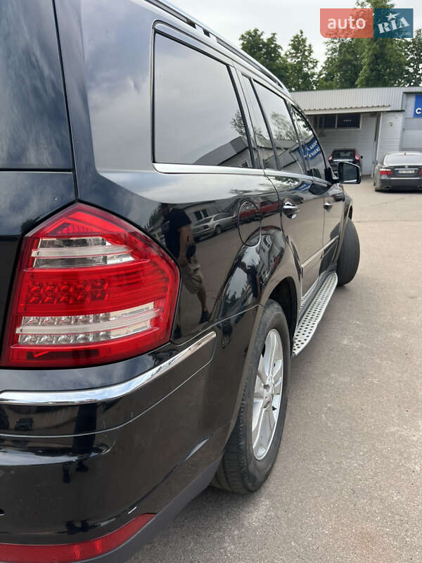 Внедорожник / Кроссовер Mercedes-Benz GL-Class 2010 в Кривом Роге фото 5 Внедорожник / Кроссовер Mercedes-Benz GL-Class 2010 в Кривом Роге