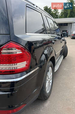 Позашляховик / Кросовер Mercedes-Benz GL-Class 2010 в 