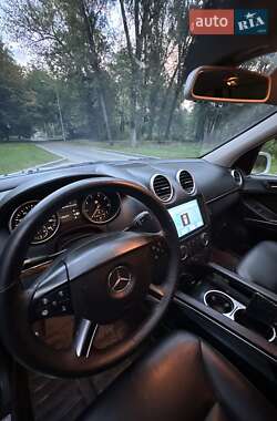 Позашляховик / Кросовер Mercedes-Benz GL-Class 2008 в 