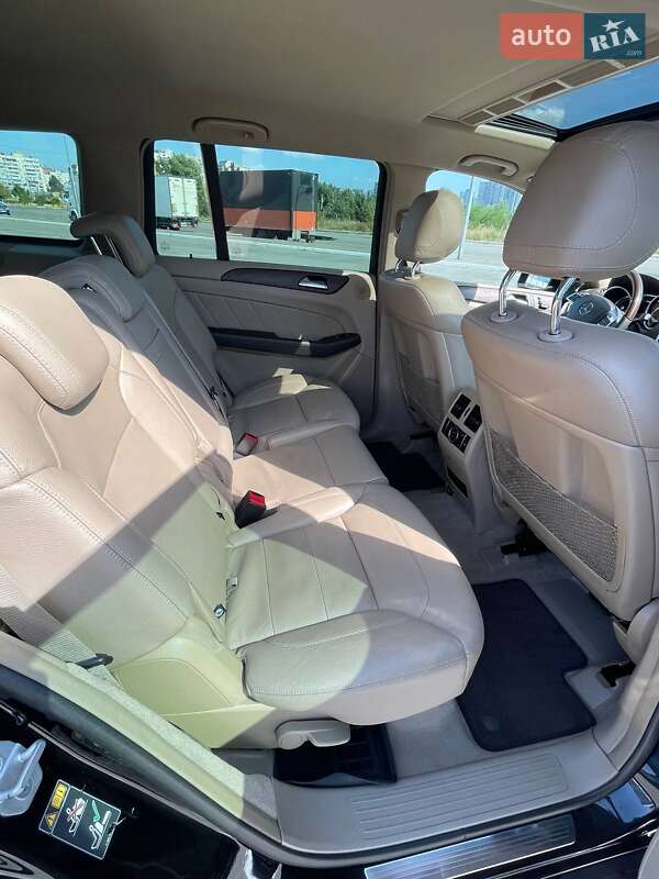 Позашляховик / Кросовер Mercedes-Benz GL-Class 2015 в Києві